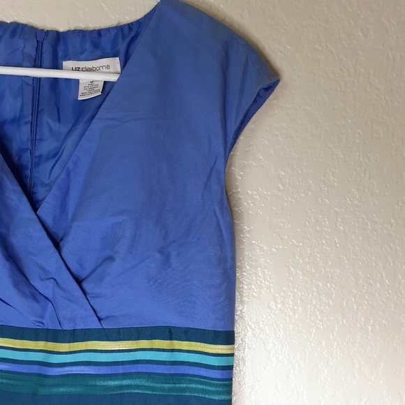 Dress - Picture 5 of 6